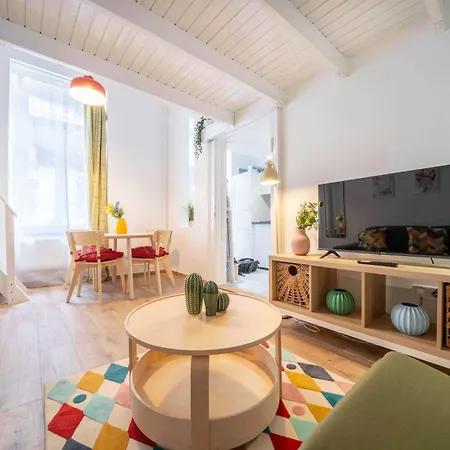 Whistle & Bloom 2 Bedroom S13 Апартаменты *